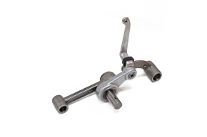 20016366 Нитепритягиватель в сборе